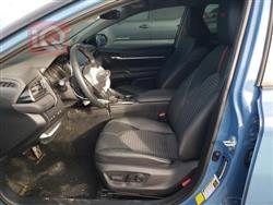 تۆیۆتا کامری